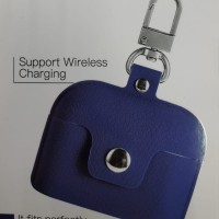 Силиконовый чехол для AirPods Pro с кнопкой и карабином синий