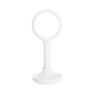 Лупа увеличительная Xiaomi Xiaoda Smart Magnifying Glass XD-FDJ02 белая Лупа увеличительная Xiaomi Xiaoda Smart Magnifying Glass XD-FDJ02  удобная и функциональная на все случаи жизни с возможностью увеличения 3х. Линзы изготовлены из специального оптического пластика, который обладает высокой прочностью и не разобьется при падении.
Удобная эксплуатация
Ручка лупы изготовлена из прочного ABS-пластика, что придает конструкции дополнительную прочность. Удобно использовать для чтения мелкого шрифта и когда необходимо рассмотреть что-то особенно мелкое.
Лупа ручная с LED подсветкой и кратностью 3X будет хорошим помощником ювелирам, при нумизматике, для филателистов, даже в быту просто рассмотреть деньги, которые могут быть фальшивыми. Небольшие размеры и малый вес лупы дают возможность ее брать собой.
Данная модель питается от 2 x ‘AA’ батареек, поэтому вам не нужно волноваться, что аккумулятор разрядится в самый неподходящий момент. Просто замените батарейки, и лупа снова готова к использованию.