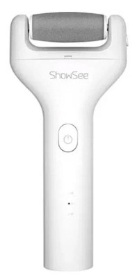 Педикюрный станок для ног Xiaomi Showsee B1 белый Благодаря роликовой пилке Xiaomi ShowSee Electric Pedicure B1 ваши стопы всегда будут иметь ухоженный и здоровый внешний вид. Благодаря роликовой пилке Xiaomi ShowSee Electric Pedicure B1  ваши стопы всегда будут иметь ухоженный и здоровый внешний вид. Изделие максимально эффективно справится с любой доставляющей вам неудобства проблемой, оставляя после себя гладкий участок кожи. Поэтому данное устройство по достоинству смогут оценить, как женщины, так и мужчины. Роликовая пилка имеет 2 скоростных режима. Их переключение осуществляется с помощью одной кнопки, расположенной на ручке изделия. Кроме того, в комплектации товара присутствуют 2 сменные насадки, отличающиеся между собой по степени жесткости.
