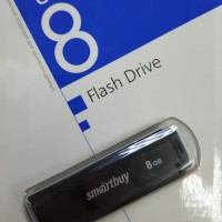 USB флеш накопитель Smartbuy 8GB Clue Black (SB8GBLM-K)