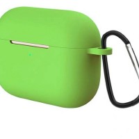 Силиконовый чехол для AirPods Pro c карабином салатовый
