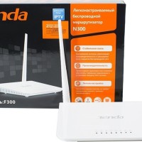 Wi-Fi роутер Tenda F300 белый