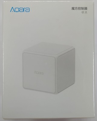 Пульт-контроллер для управления умными устройствами Xiaomi Aqara Cube (MFKZQ01LM) белый Пульт-контроллер для управления умными устройствами Xiaomi Aqara Cube (MFKZQ01LM) белый