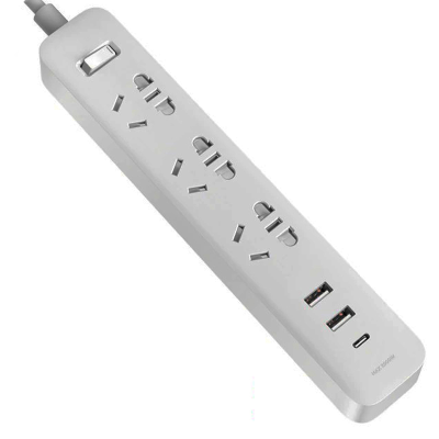 Сетевой удлинитель Xiaomi Mi Power Strip 3 Sockets/2 USB Potrs/1 USB-C 20W 2A1C (XMCXB05QMN) белый Сетевой удлинитель Xiaomi Mi Power Strip 3 Sockets/2 USB Potrs/1 USB-C 20W 2A1C (XMCXB05QMN) белый