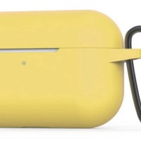 Силиконовый чехол для AirPods Pro 2 c карабином желтый