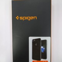 Клип-кейс Spigen для i-Phone 7 Liquid Crystal Shine 042CS20959 прозрачный
