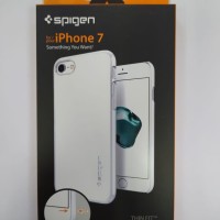 Клип-кейс Spigen для i-Phone 7 Thin Fit 042CS21037 ультра-белый