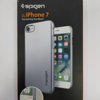 Клип-кейс Spigen для i-Phone 7 Thin Fit  042CS20733 серебристый